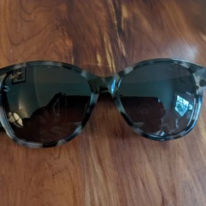 Maui Jim summer time sunglasses